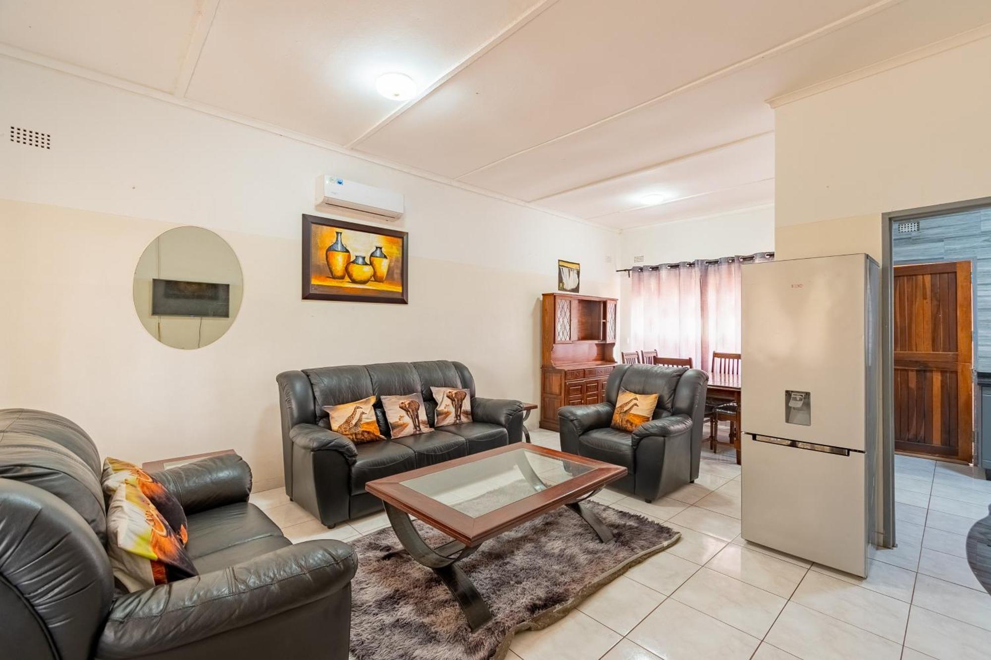 Wood Road Guest Lodge Victoria Falls Exterior foto